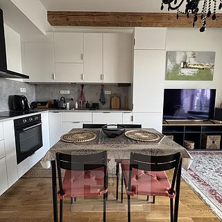 Pronájem bytu 3+kk 72 m&sup2; Brno