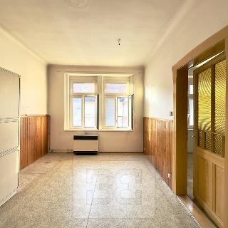 Pronájem bytu 2+1 71 m² Praha, Pod pekárnami