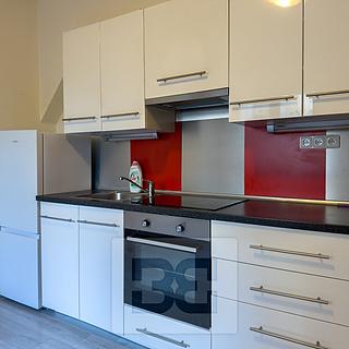 Pronájem bytu 2+kk 46 m² Praha