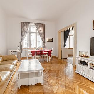 Pronájem bytu 3+1 95 m&sup2; Praha