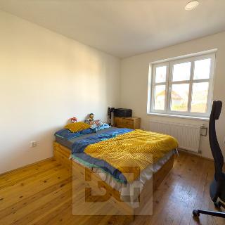 Pronájem bytu 2+kk 43 m² Praha