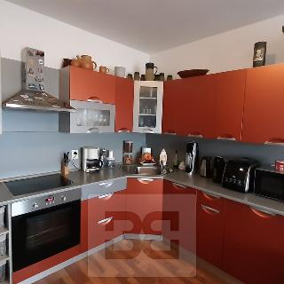 Pronájem bytu 2+kk 55 m² Rajhrad