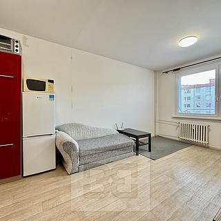 Pronájem bytu 1+1 36 m&sup2; Zlín
