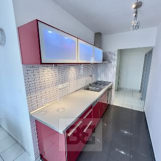 Pronájem bytu 3+1 64 m² Kladno, Štěpánská