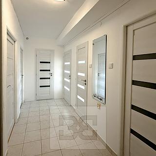 Pronájem bytu 3+1 77 m&sup2; Praha