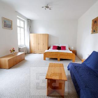 Pronájem bytu 2+kk 47 m² Praha, V jirchářích