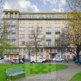 Prodej bytu 1+1 37 m² Praha, Lannova