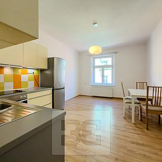 Pronájem bytu 2+kk 48 m&sup2; Praha