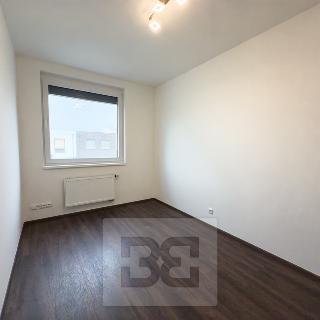 Pronájem rodinného domu 102 m² Praha, Diblíkova