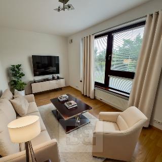 Prodej bytu 3+kk 73 m² Praha, Hrozenkovská