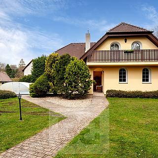Prodej rodinného domu 170 m&sup2; Kunice