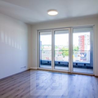 Pronájem bytu 1+kk, garsoniery 32 m² Praha