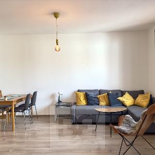 Pronájem bytu 2+kk 78 m² Praha, Husitská