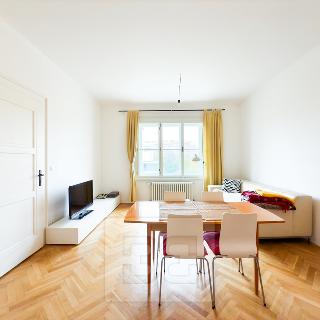 Pronájem bytu 3+kk 100 m² Praha, Moskevská