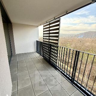 Pronájem bytu 2+kk 70 m² Praha