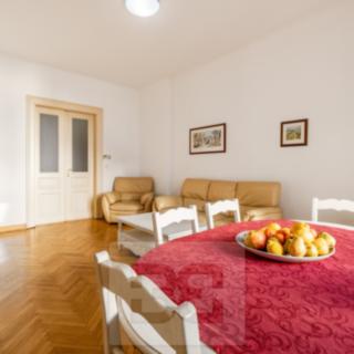 Prodej bytu 3+1 95 m² Praha Nové Město, Trojická