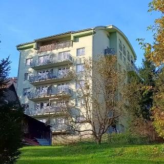 Pronájem bytu 4+kk 82 m² Liberec, Nádvorní