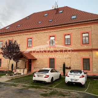 Pronájem bytu 3+kk 53 m² Kounov