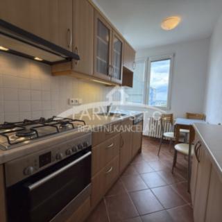 Prodej bytu 3+1 64 m² Plzeň Lobzy, Pod Vrchem