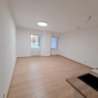 Prodej bytu 2+kk 79 m² Milevsko, 