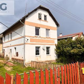 Prodej rodinného domu 195 m² Malý Bor, 