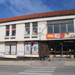Pronájem obchodu 314 m² Nové Hrady, nám. Republiky