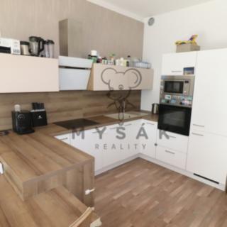 Pronájem bytu 2+kk 58 m² České Budějovice 2, Husova tř.