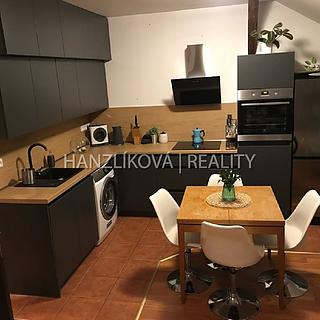 Pronájem bytu 2+kk 60 m&sup2; České Budějovice