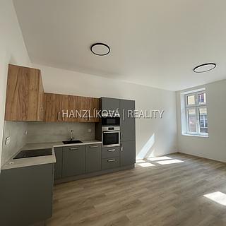 Pronájem bytu 2+kk 42 m&sup2; České Budějovice