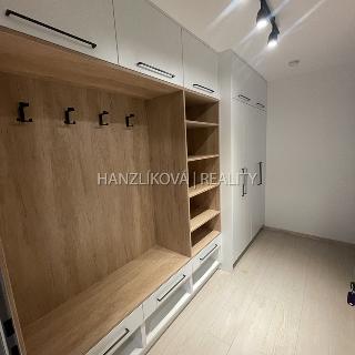 Pronájem bytu 2+kk 52 m² České Budějovice, Branišovská