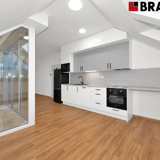 Pronájem bytu 5+kk 89 m² Rosice, 