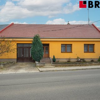 Prodej rodinného domu 595 m² Ořechov, 