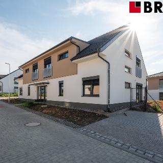 Prodej bytu 5+1 a více 152 m² Hodějice, 