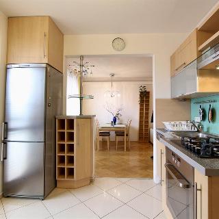 Pronájem bytu 3+1 70 m² Brno, Vychodilova