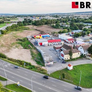 Pronájem komerčního pozemku 800 m² Brno