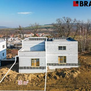 Prodej bytu 4+kk 131 m² Bučovice, Jabloňová