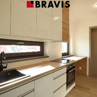 Pronájem bytu 1+1 31 m² Brno, Selská