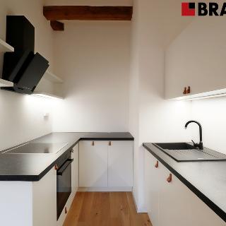 Pronájem bytu 2+kk 57 m² Brno, Štefánikova