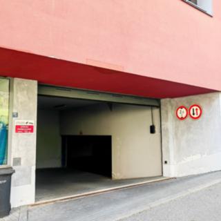 Pronájem parkovacího místa 13 m² Brno