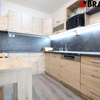 Pronájem bytu 2+kk 54 m² Rosice, Karla IV.