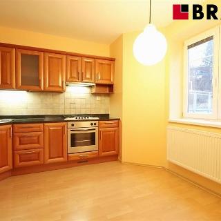 Pronájem bytu 3+kk 86 m² Brno, Vychodilova