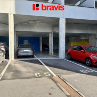 Pronájem parkovacího místa 18 m² Brno