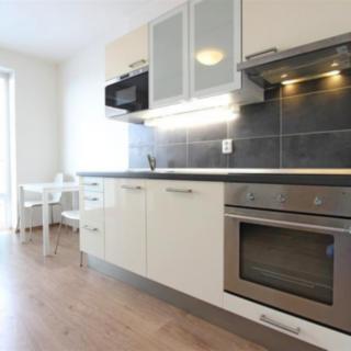 Pronájem bytu 2+kk 45 m² Brno