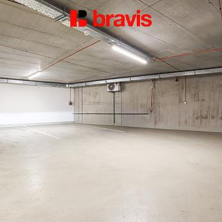 Pronájem parkovacího místa 13 m&sup2; Brno