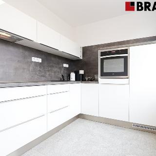 Pronájem bytu 3+1 77 m² Brno, Prostějovská