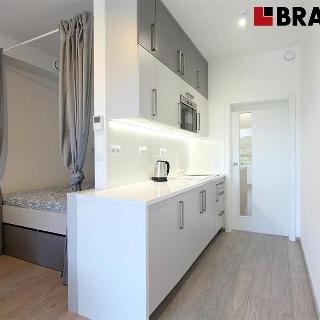 Pronájem bytu 1+kk a garsoniéry 26 m² Brno, Poříčí