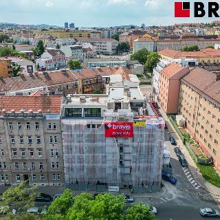 Prodej bytu 1+kk a garsoniéry 32 m² Brno, 