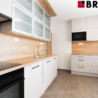 Pronájem bytu 3+1 75 m² Brno