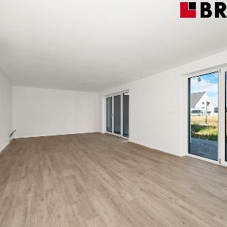 Prodej bytu 4+kk 99 m² Hodějice, 