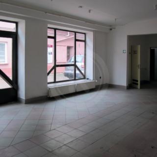 Pronájem kanceláře 67 m² České Budějovice, Lannova tř.